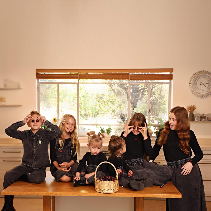 Denim Zwarte Familie Matching  - Baby Clothing Logo recensie en prijs